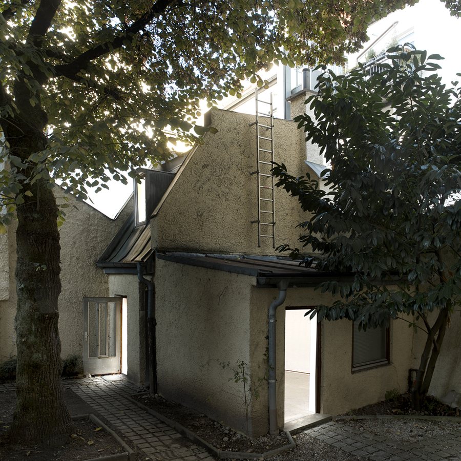 Das Haus im Hof, Ohlmüllerstraße 17